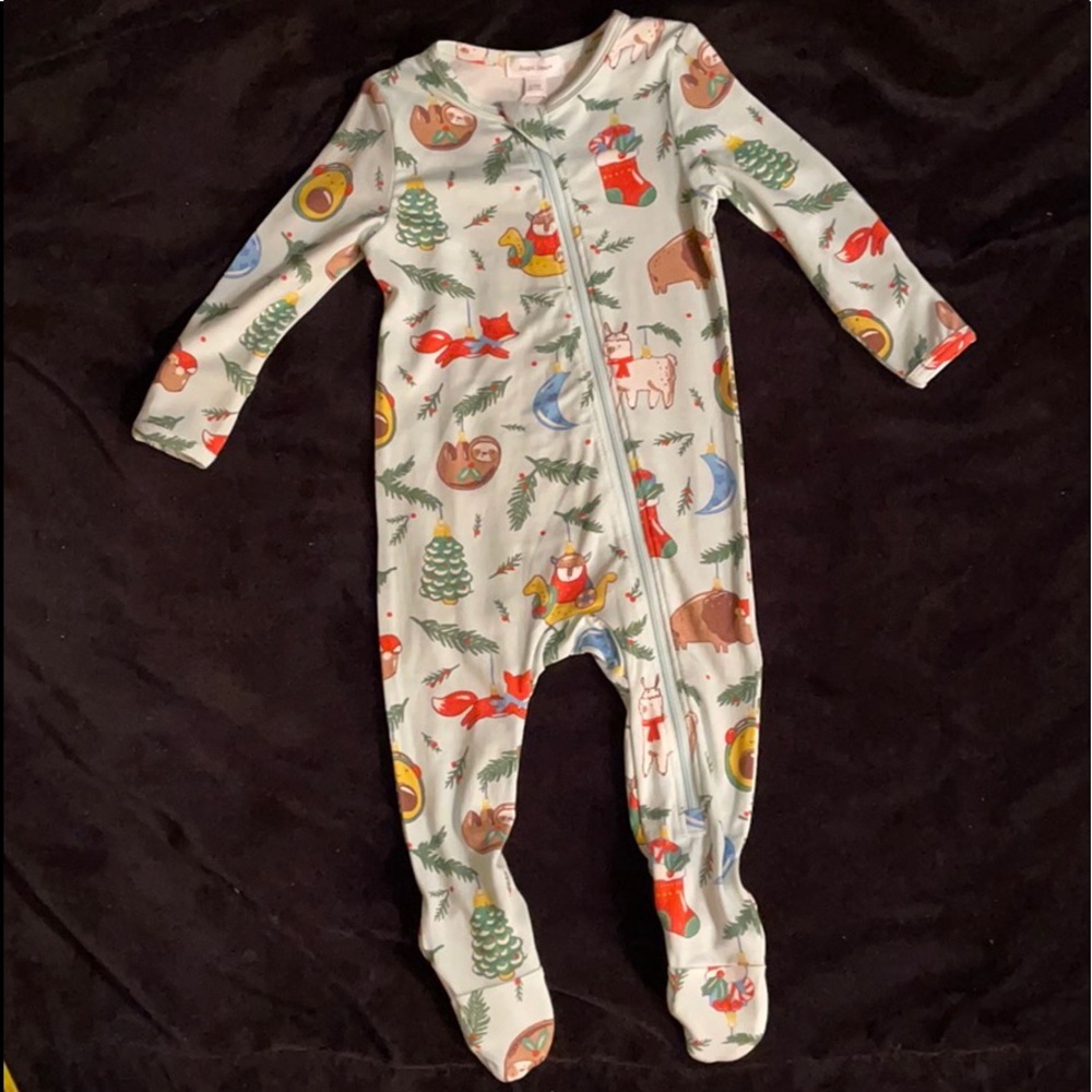 Winter Onesie.6-9m